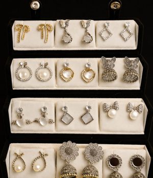 Set of Earrings for Womens (12)